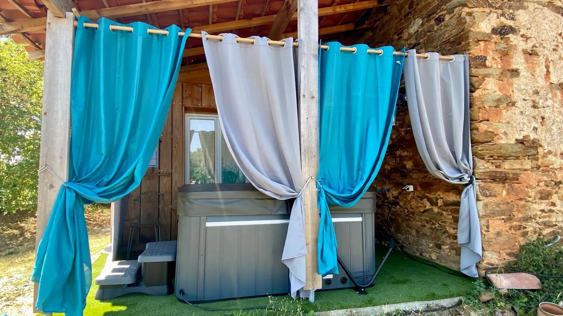 Gite L'Ancienne Forge - La Bouriote Villefranche-d'Albigeois Holiday home